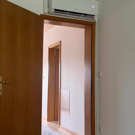 Iza56 *