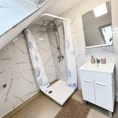 Iza56 Апартаменты Любляна